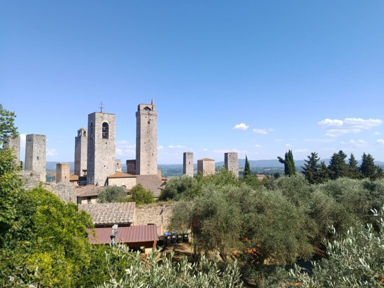 Italy Driving Tours San Gimignano image